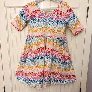 Hanna Andersson rainbow floral twirl dress with pockets 110 cm / 5